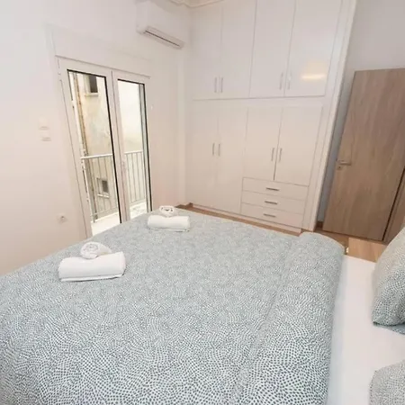 Spacious Flat 10Min From Subway Stations Ateny Zewnętrze zdjęcie
